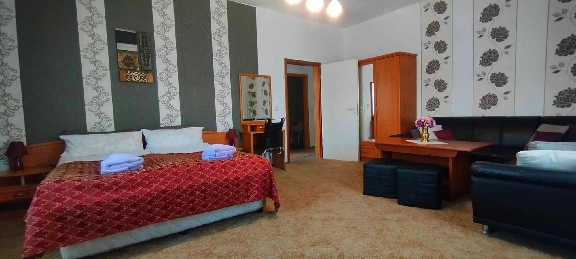 Grosse Wohnung Mit Terrasse Im Altstadtzentrum - Ferienwohnung Chiplakoff بلانكنبرغ المظهر الخارجي الصورة