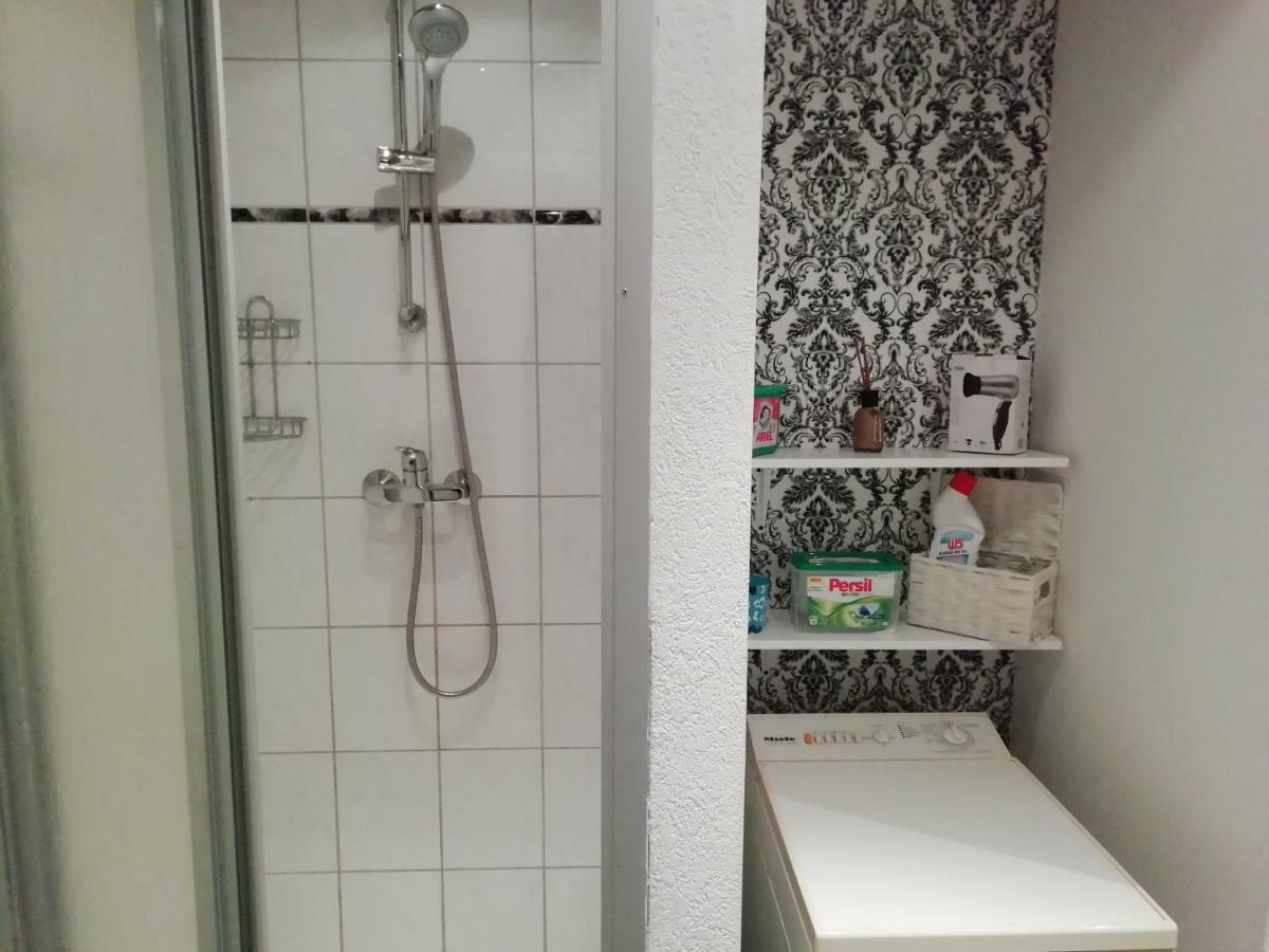 Grosse Wohnung Mit Terrasse Im Altstadtzentrum - Ferienwohnung Chiplakoff بلانكنبرغ المظهر الخارجي الصورة